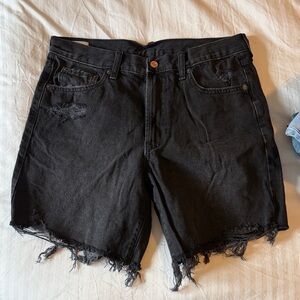 Gap 30 8" Mid Rise Bermuda Denim Shorts